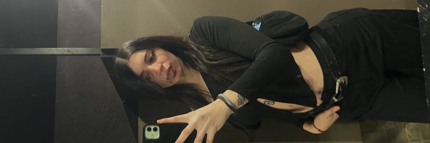 arianaaaxs's profile banner image
