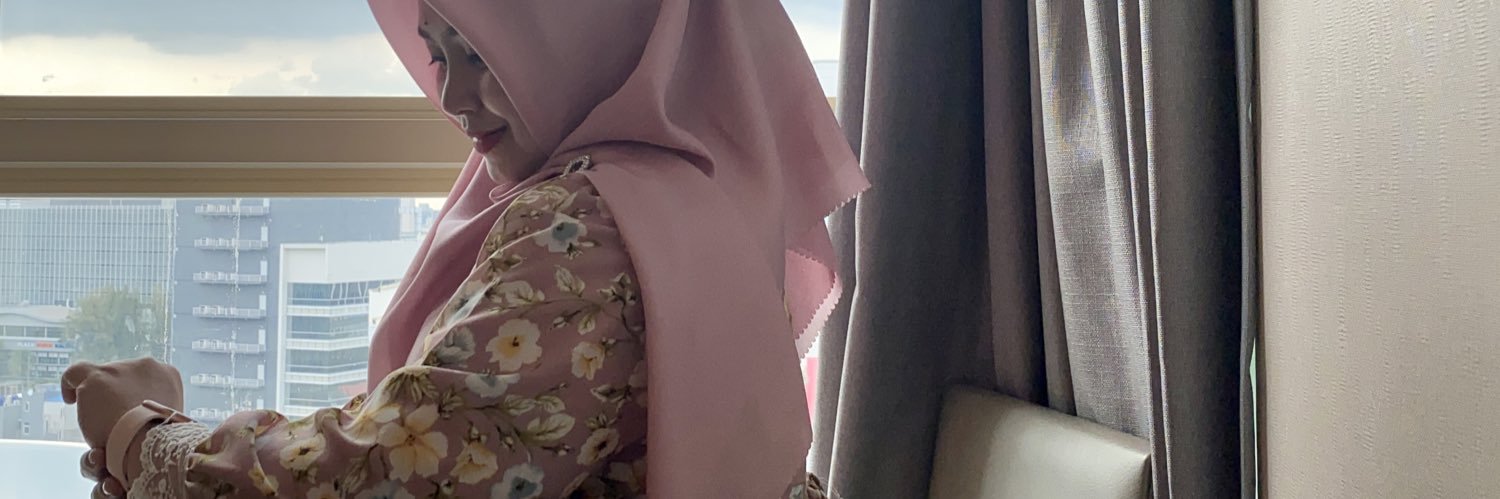 RNabilaZ's profile banner image