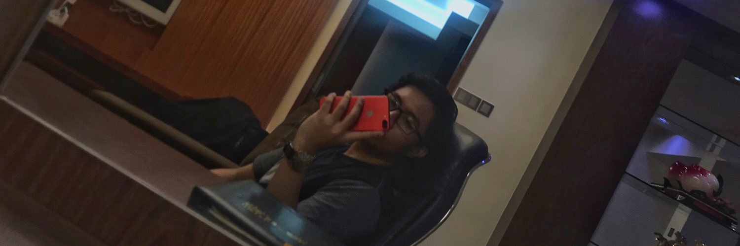 izzanysr's profile banner image