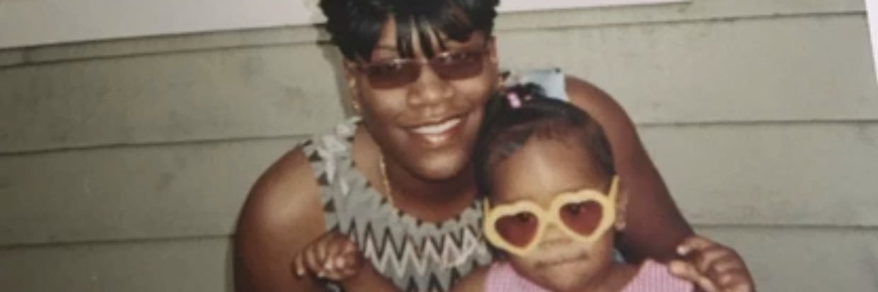 Mia Symone banner