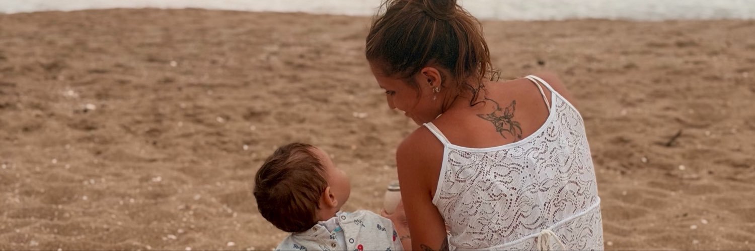 JazminMichienzo's profile banner image