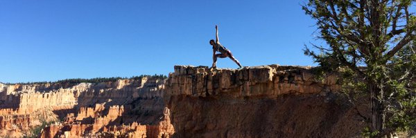 tanyakmau Profile Banner