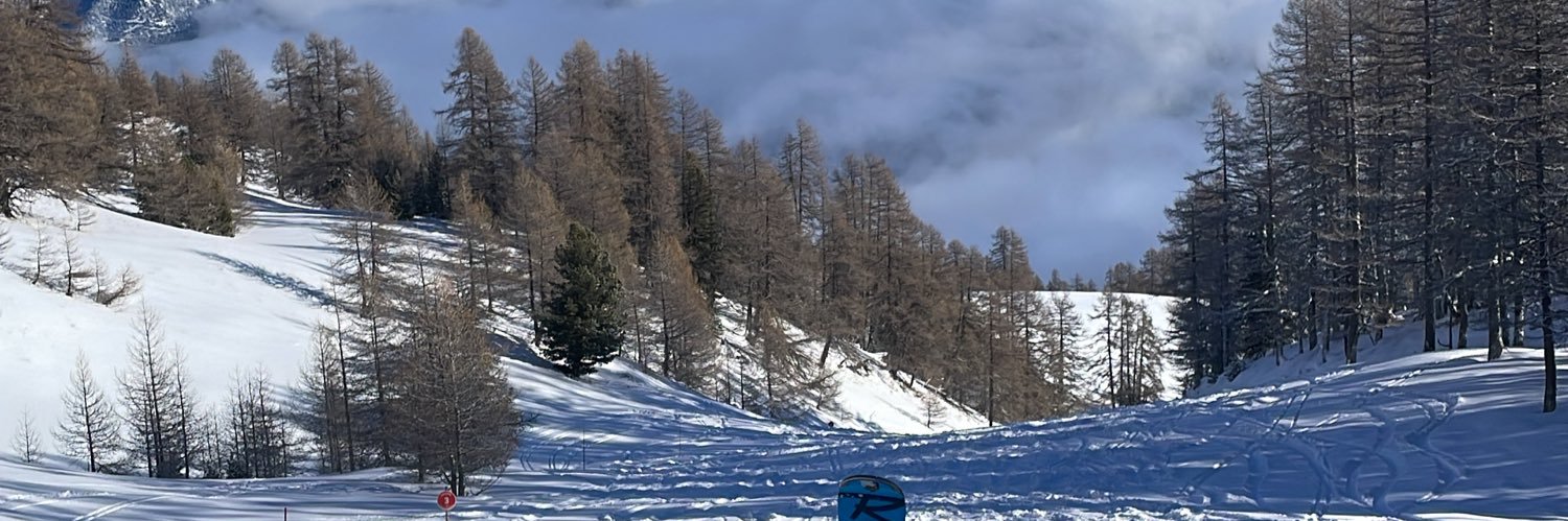 thduv's profile banner image