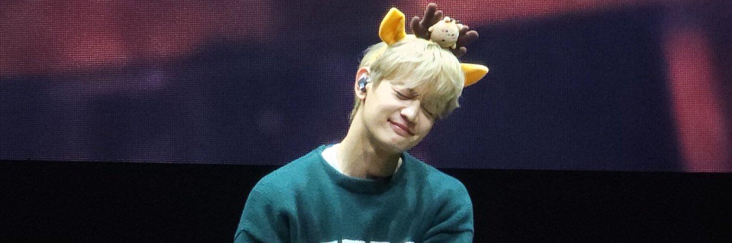 minholover6's profile banner image