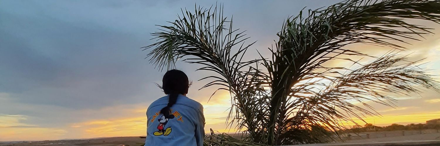 Sra___duende's profile banner image
