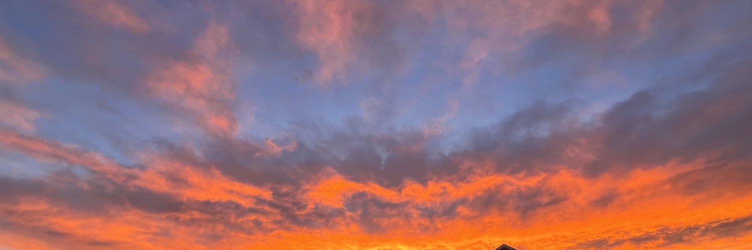 emtay615's profile banner image