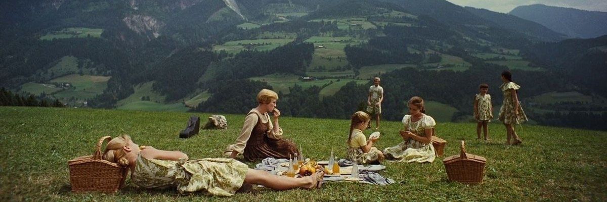 AnaTraversi's profile banner image
