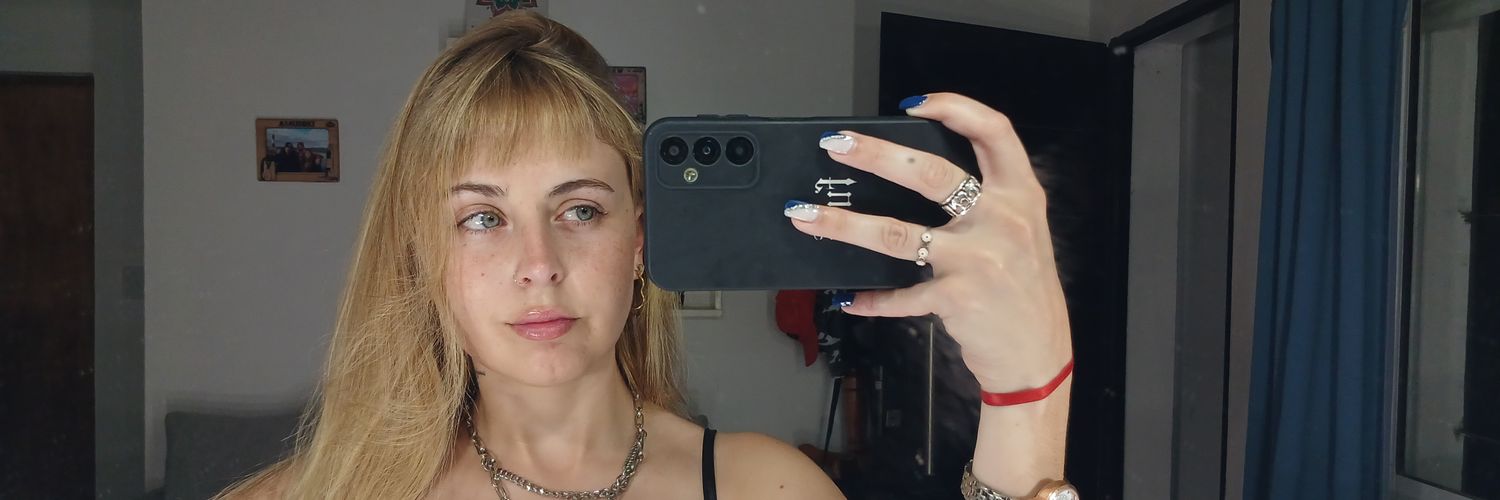 Estefii_rd's profile banner image