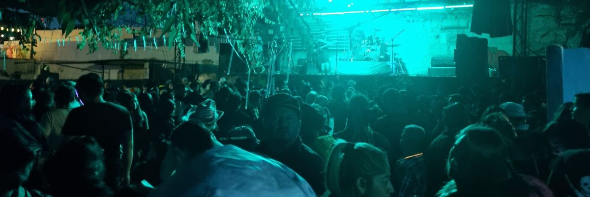 angelcava's profile banner image