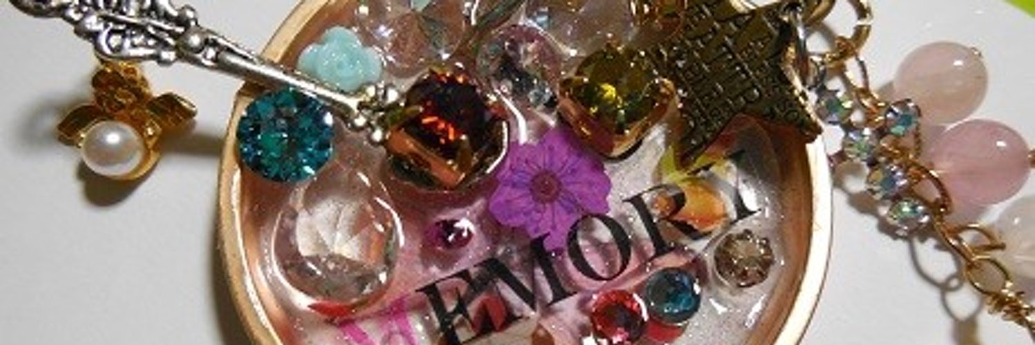 saonyanko's profile banner image