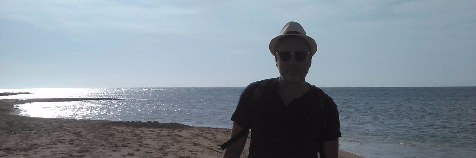 deannottz's profile banner image