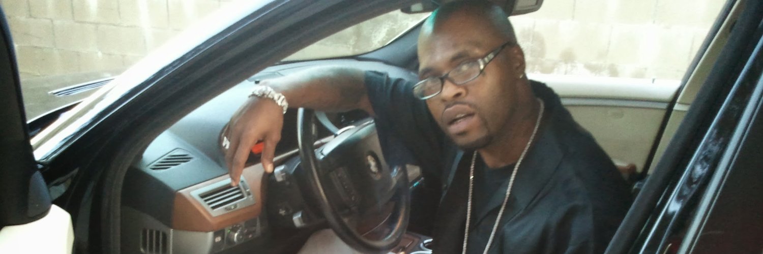 SINNSAYY's profile banner image