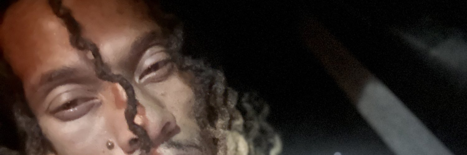 Dee 💫🤩😈🍆 banner