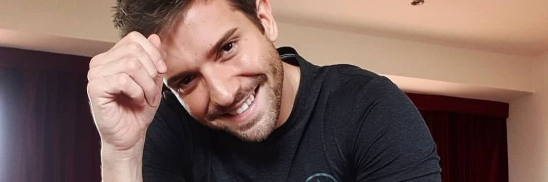FernandaOjeda19's profile banner image