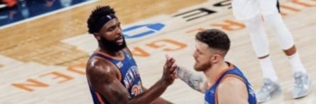 G banner