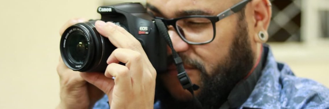 sneynavarro's profile banner image