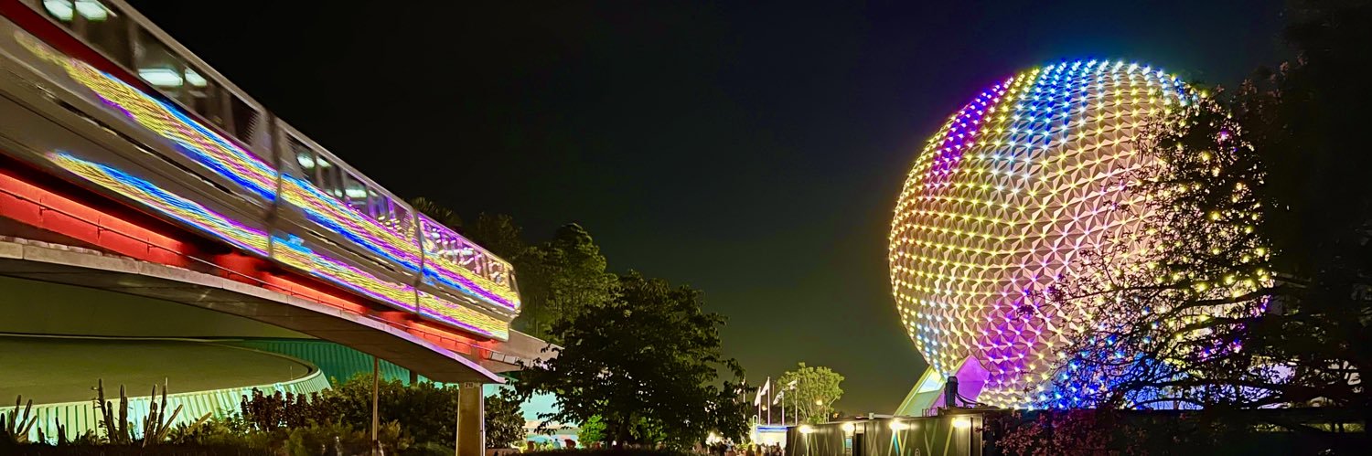 erica (@epcotgal.bsky.social) banner
