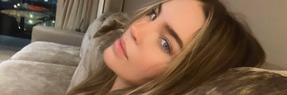 alinneqp's profile banner image
