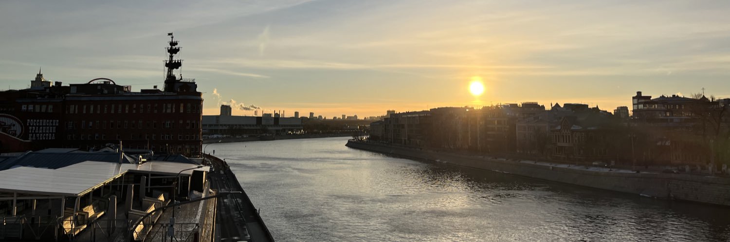rnikti's profile banner image