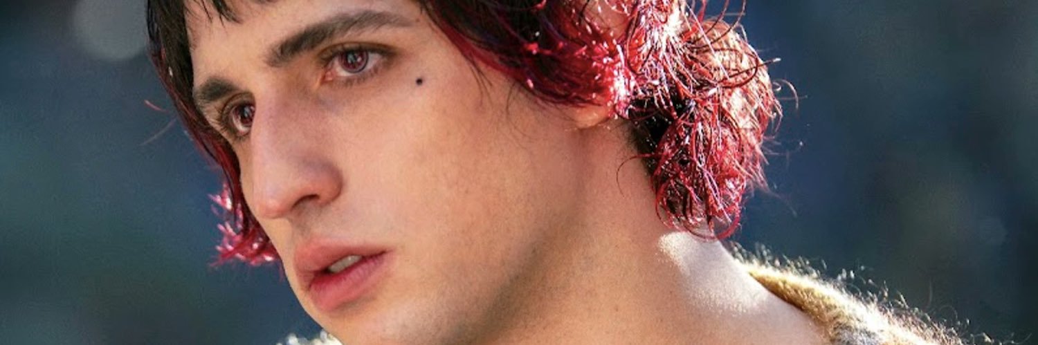 nothisisval's profile banner image