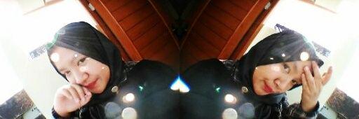 idrPDewi's profile banner image