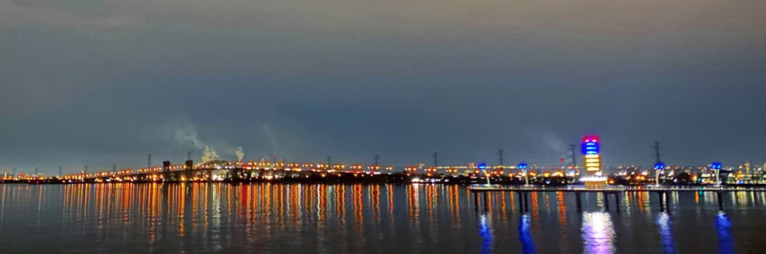 DennieSarah's profile banner image