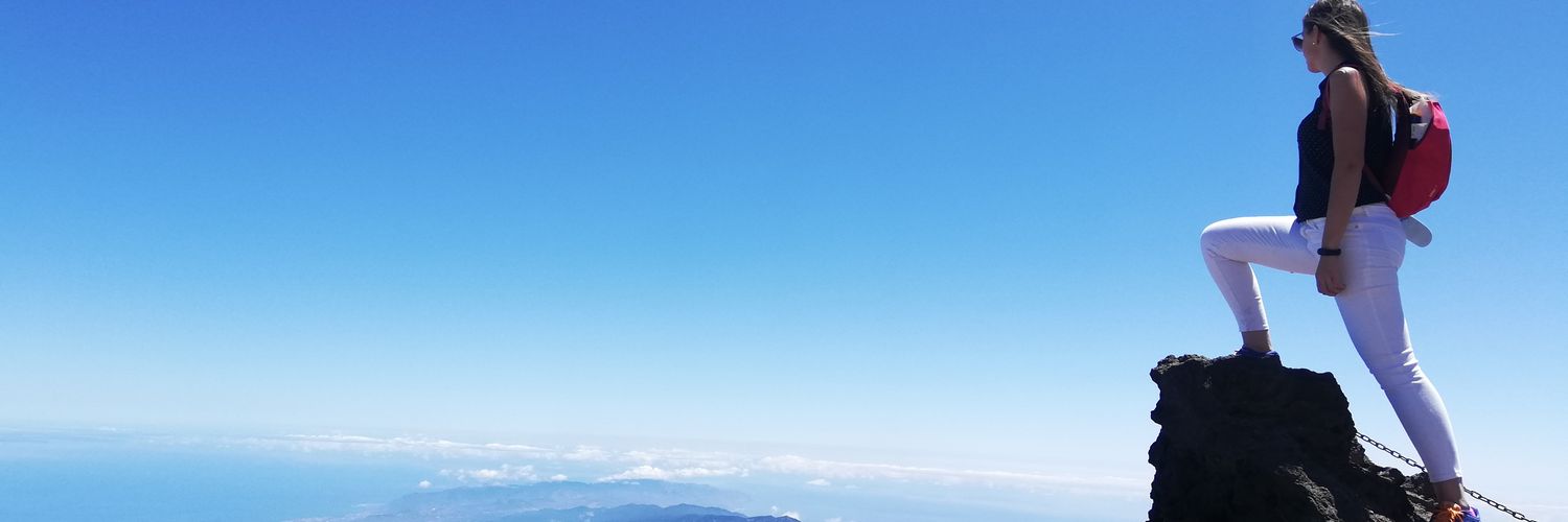LauraCembranos's profile banner image