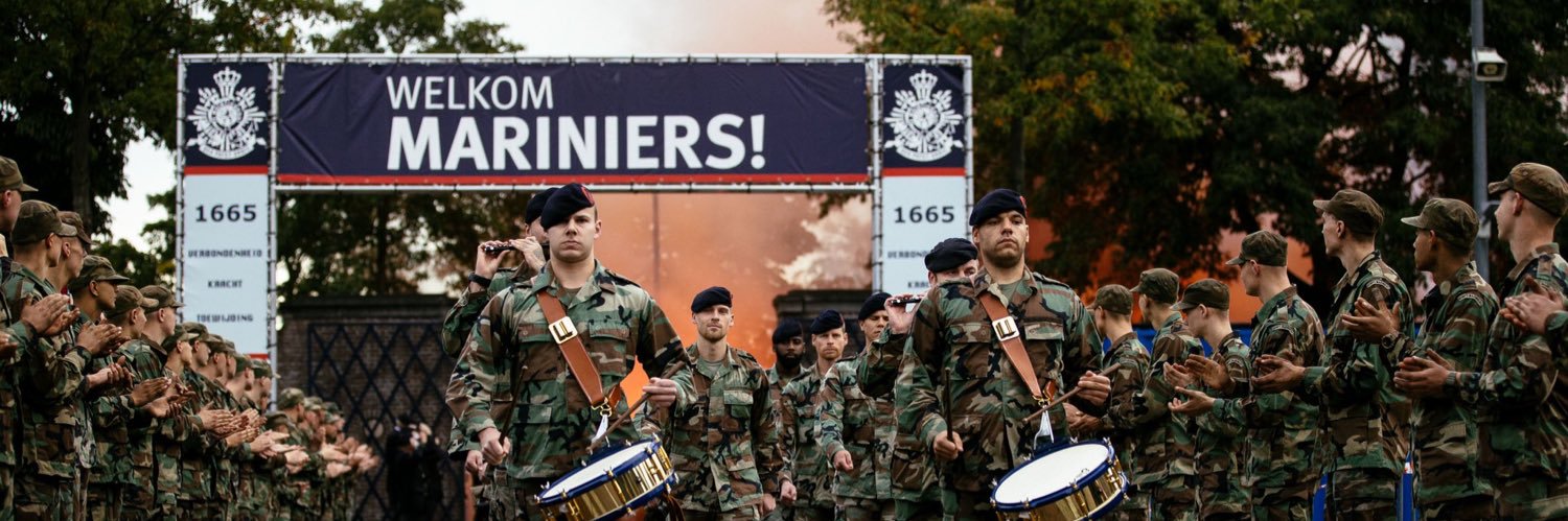 1MOC1665's profile banner image