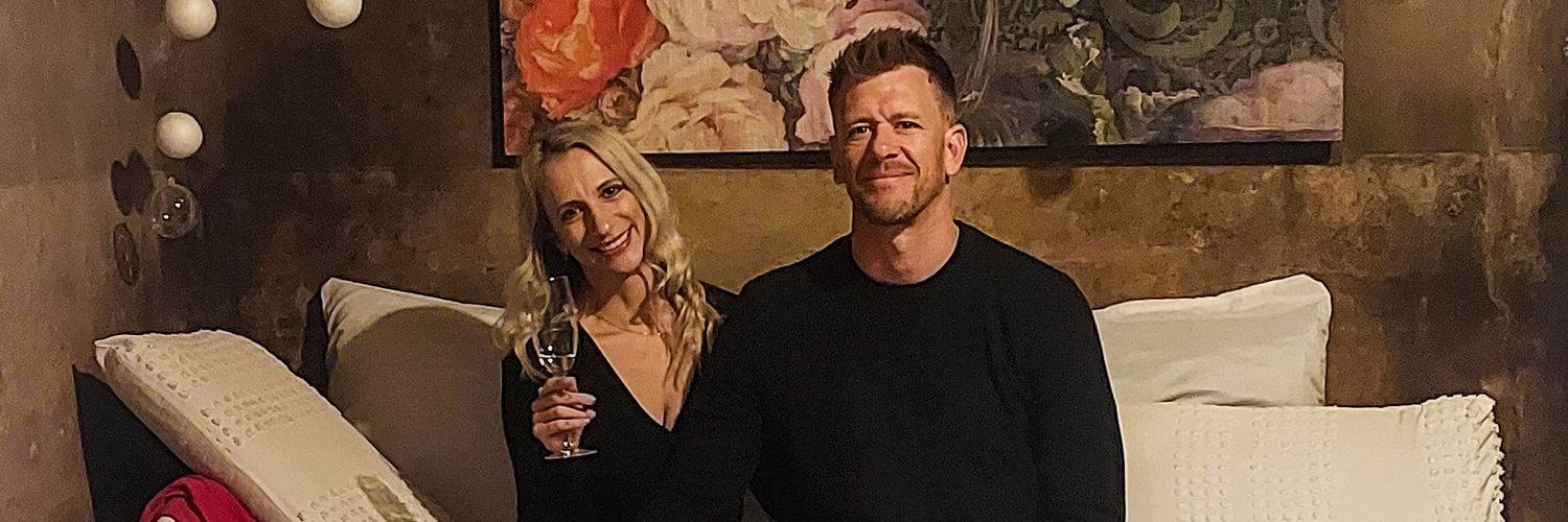 Toni Nton Nton banner