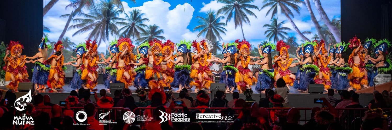 i live to flex banner