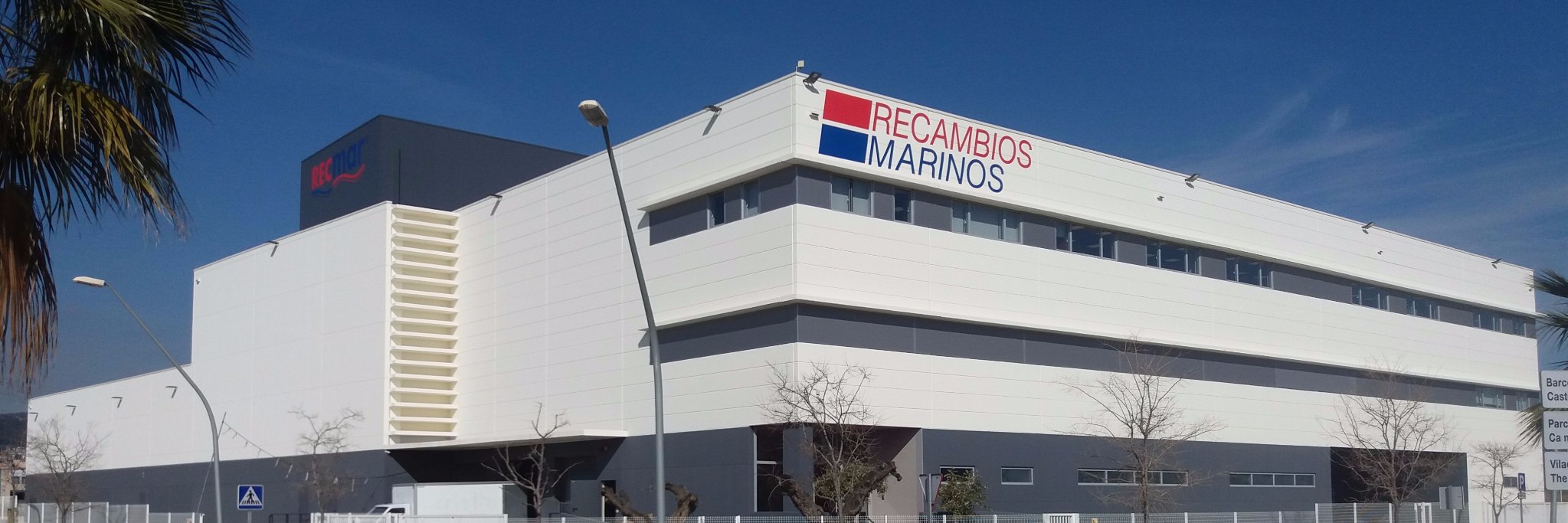 recmares's profile banner image