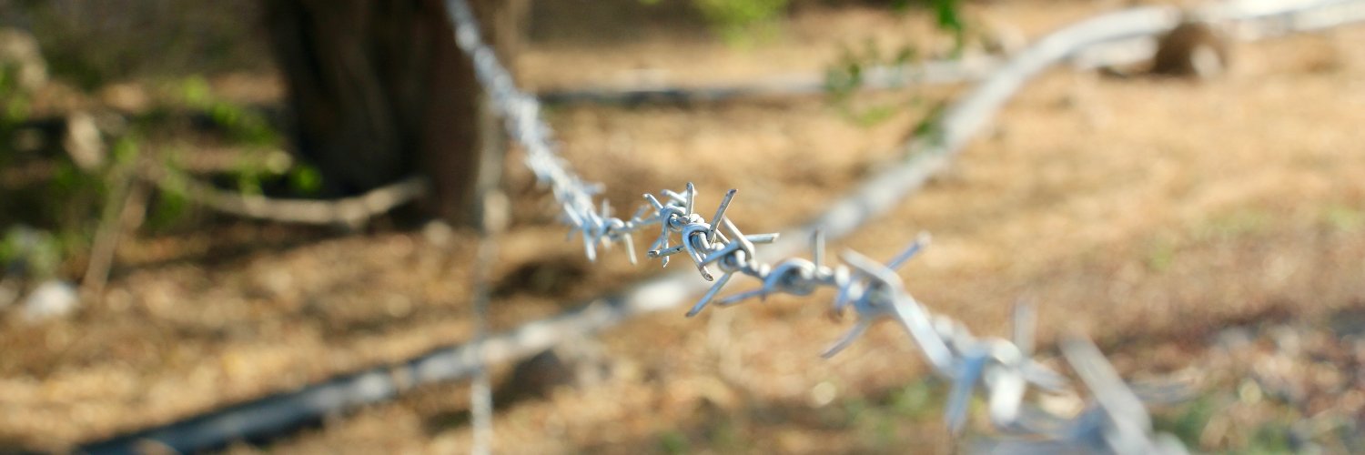 Associació Catalana per la Pau banner