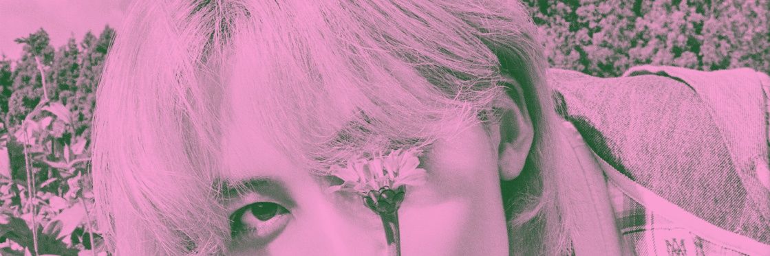 strawbrryoon's profile banner image