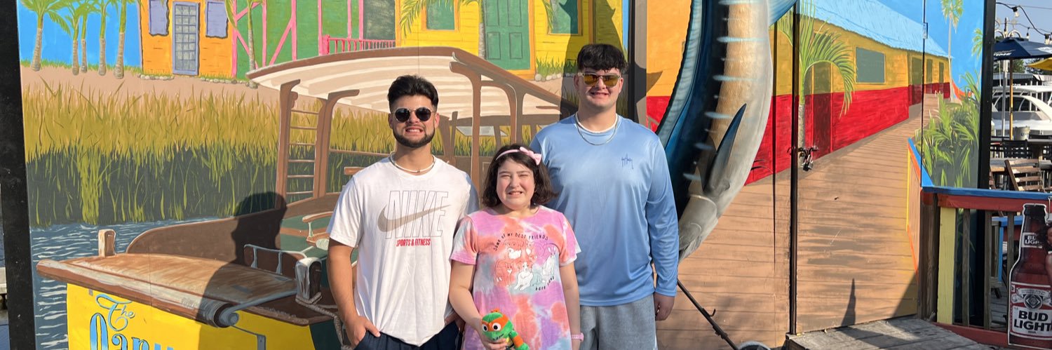 danellis72's profile banner image