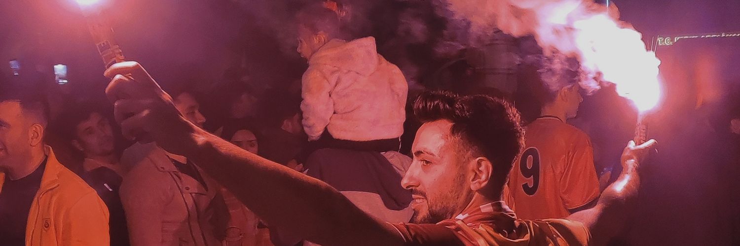 playmodeozzi's profile banner image