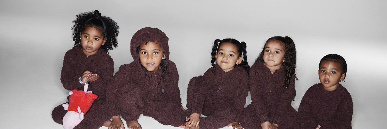 Kardashian Kids FanPage banner
