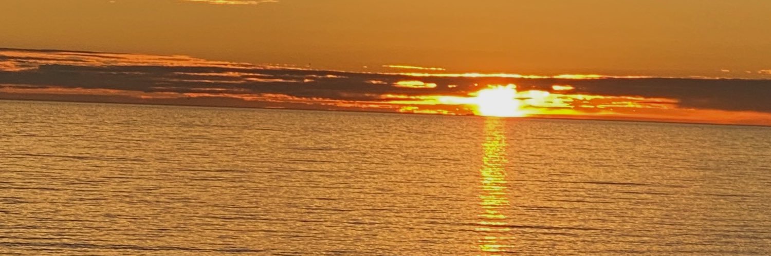 daassh9's profile banner image