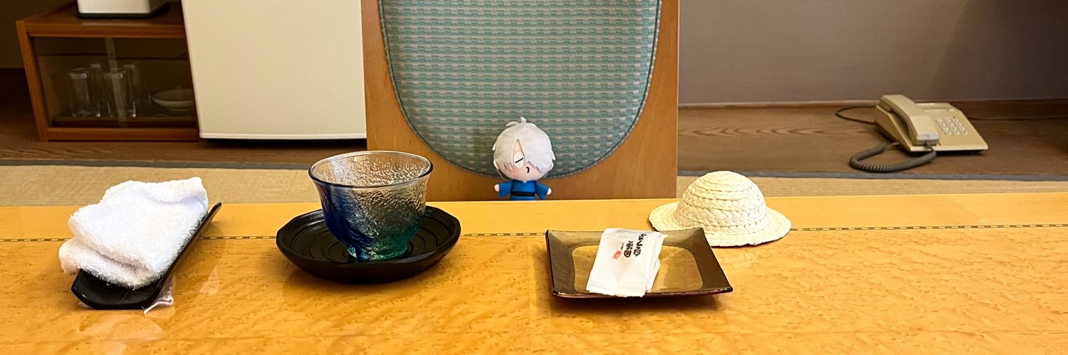 yrr04's profile banner image