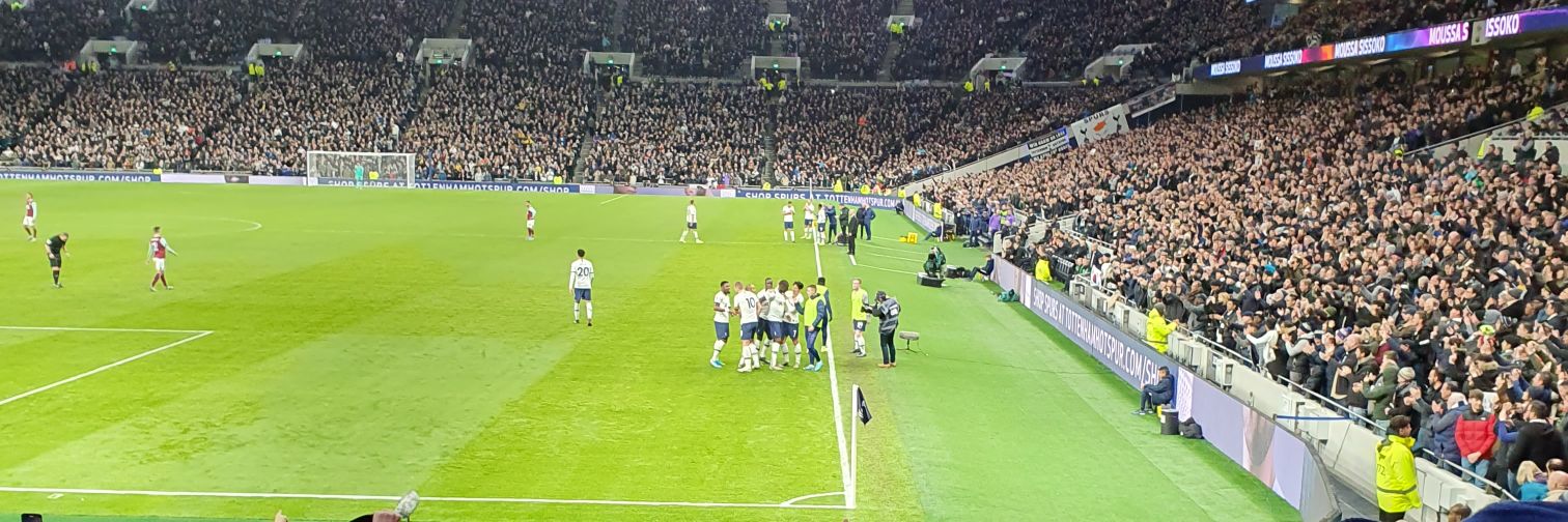 *taking a break* Shippy banner