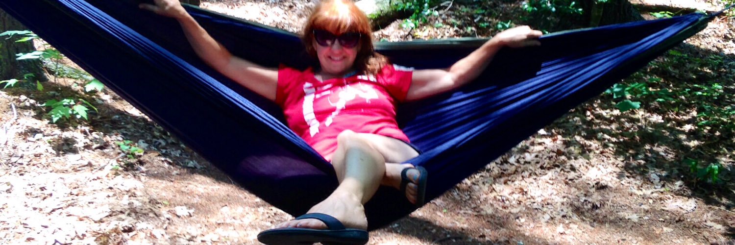 RedCardinalWomn's profile banner image