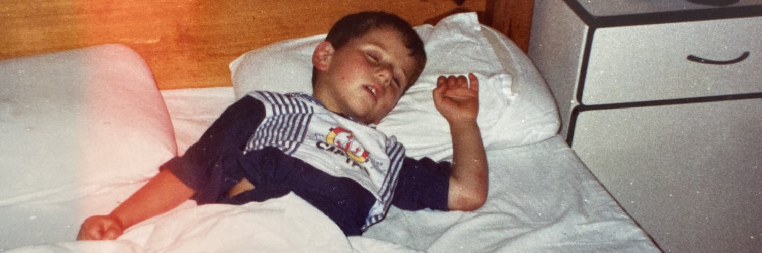 akanmirac's profile banner image