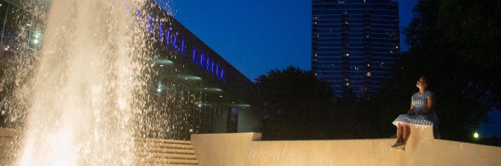 cvwoxy's profile banner image