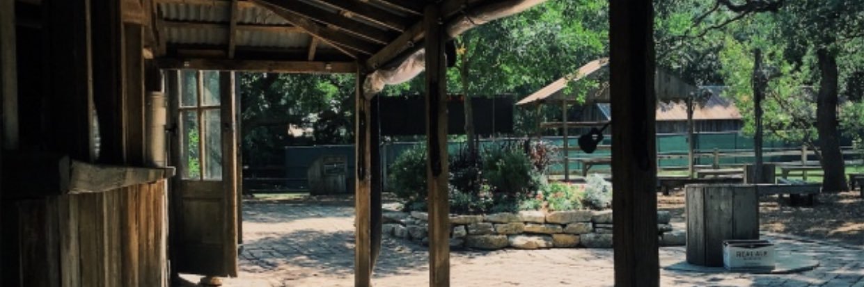 RaeDarrow's profile banner image