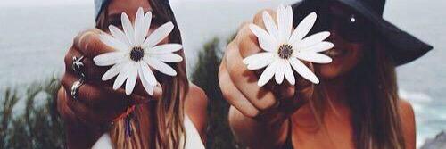 Pamela🌈⚡️ banner