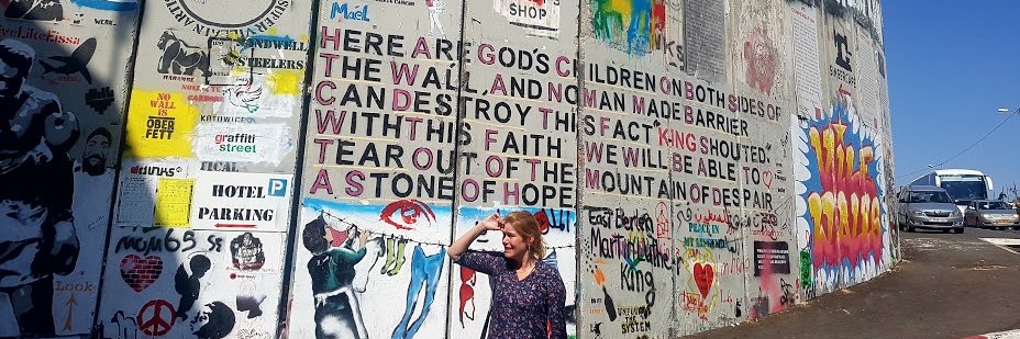 Désanne van Brederode banner