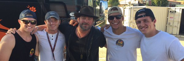 mitchmaster3000 Profile Banner