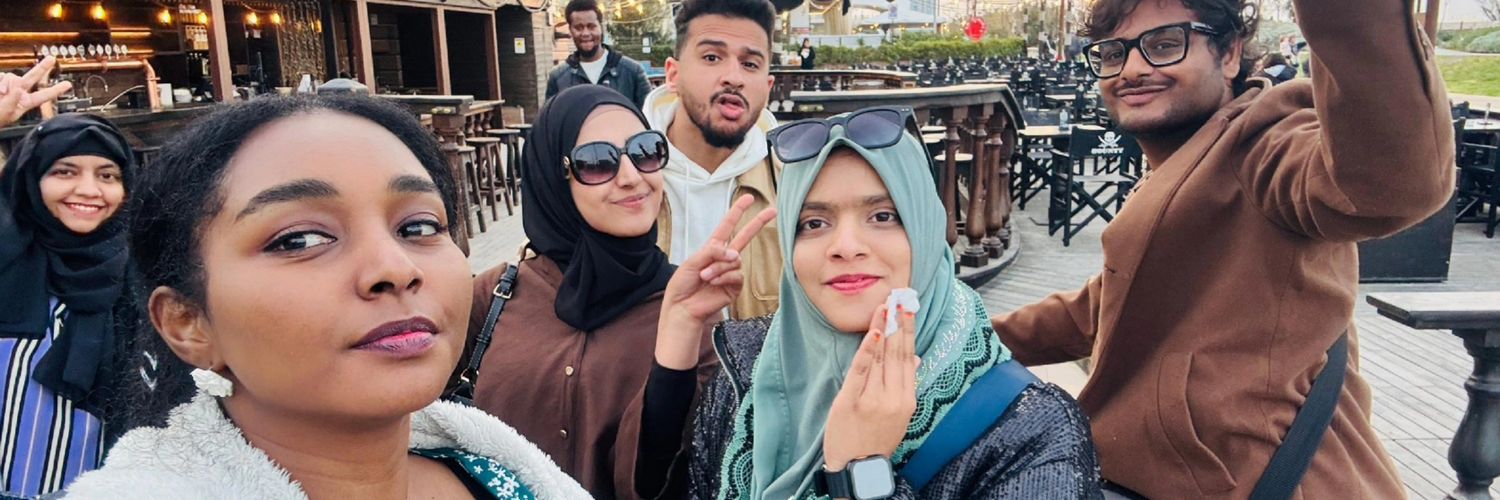 Rouaaa33's profile banner image