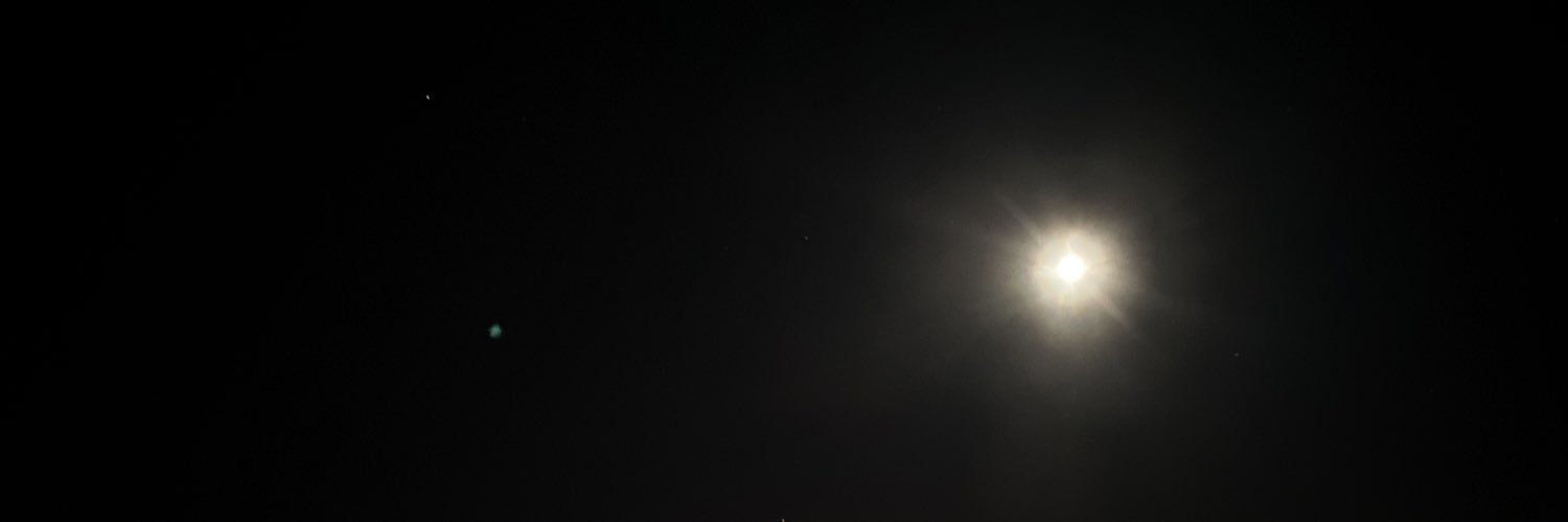 mohayayui's profile banner image