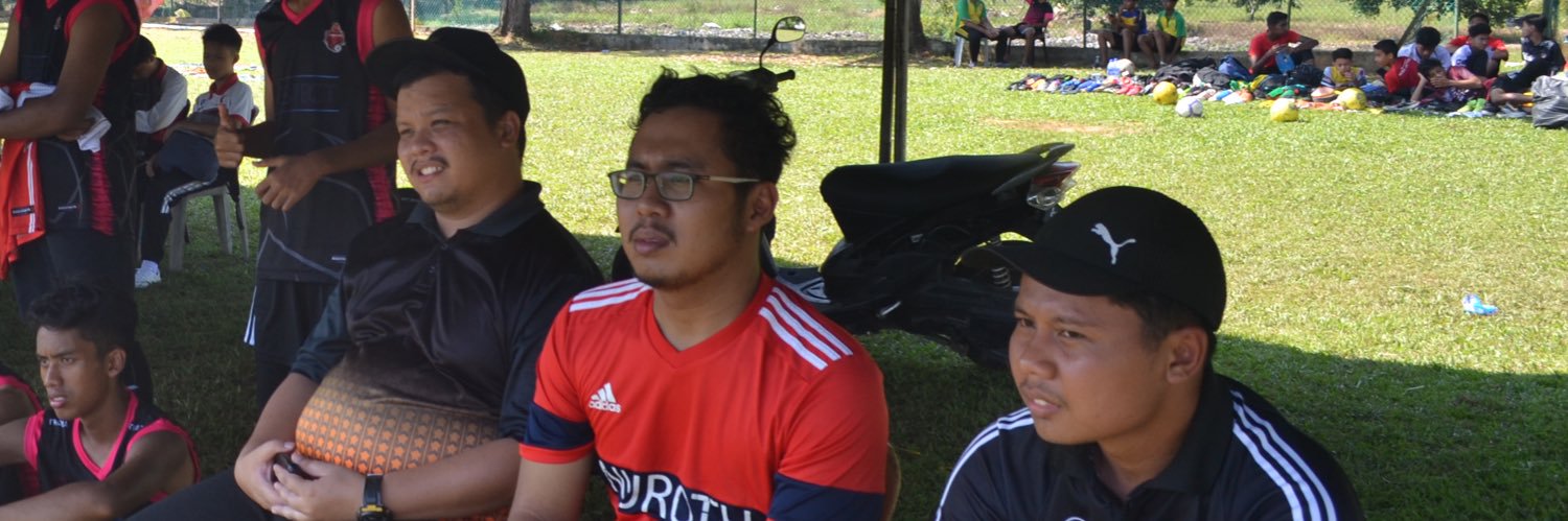 tarakuca_'s profile banner image