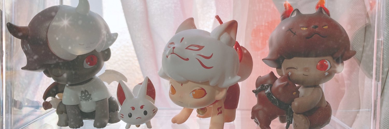 _white_rabbit_w's profile banner image